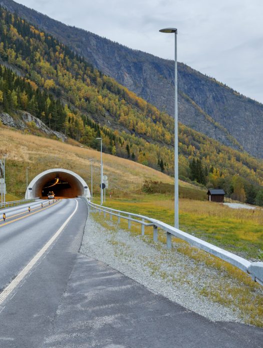 rekkverk utenfor tunnel