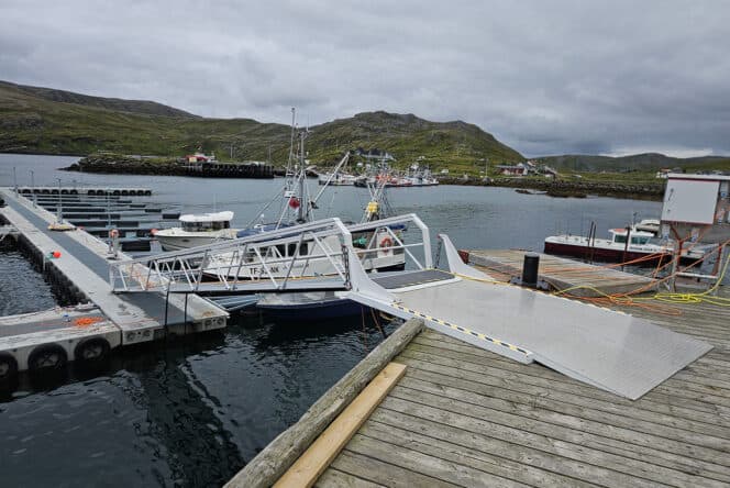 Nordkapp Havn Skarsvåg, landgang med overgangsplate